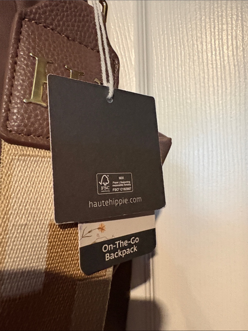 BNWT HAUTE HIPPIE Viral Brown Nylon Crossbody Backpack with Beige Strap - Picture 3 of 7